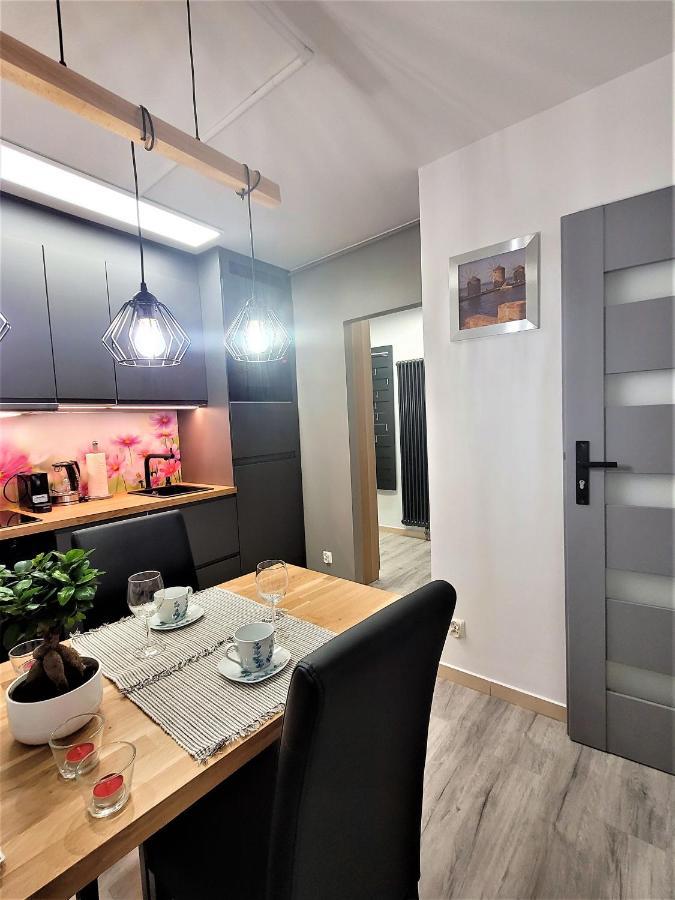 Apartament Radiostacja, Parking Free, Klimatyzacja Gliwice Exteriör bild